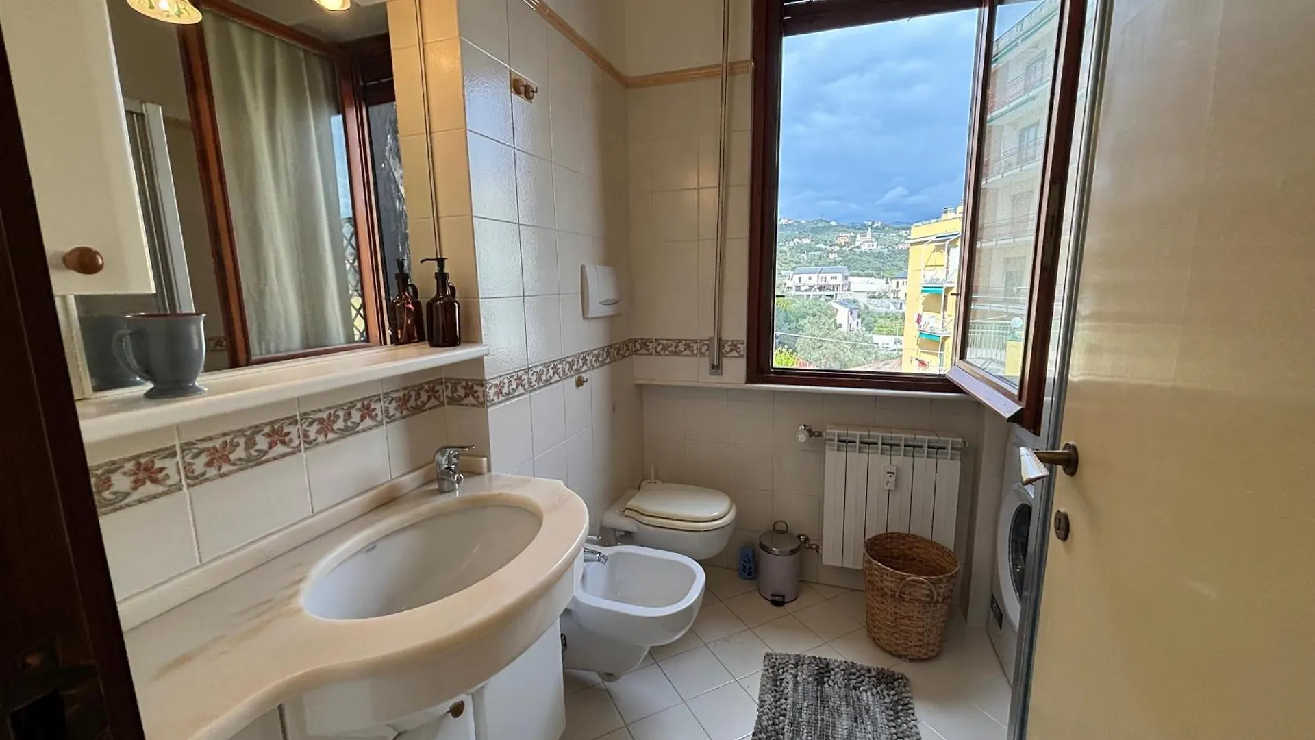 Apartment Casa Nina By Holiday World Chiavari Italy